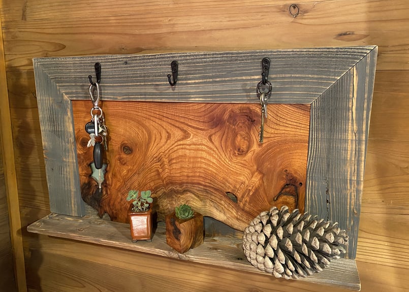 古材ウォールシェルフ01 | 齊藤商店 木と森とsauna&camp