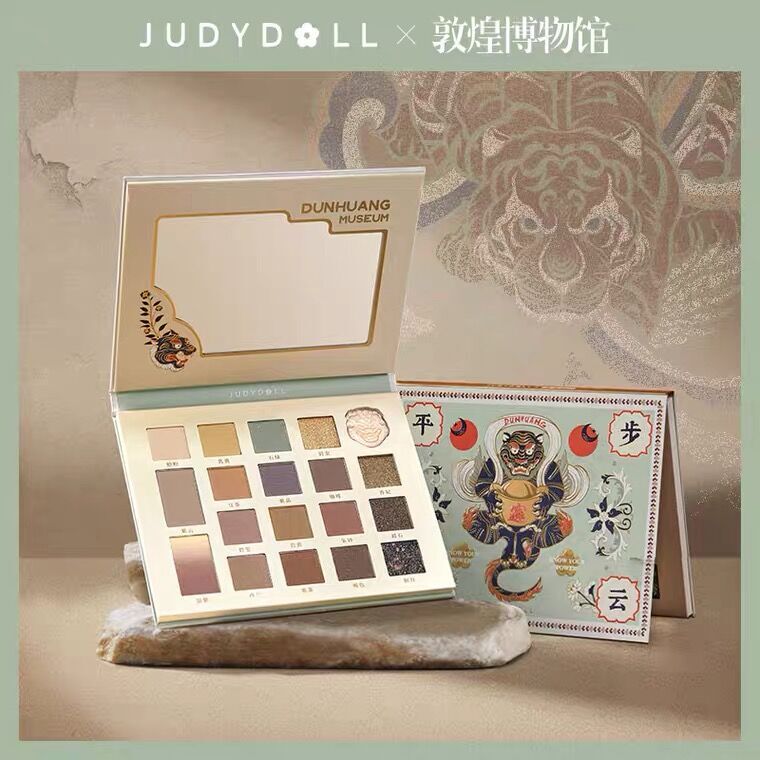 アイシャドウ10本・リップ10本中古品まとめ売り lilybyred 【 正規品 】lilybyred リリーバイレッド ムード