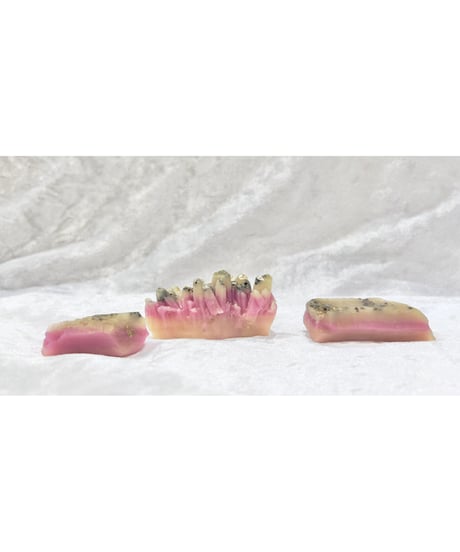 Set of 3 Crystals／ピンクグラデーション／フラワー&ハーブアソートの香り／ WAXBAR®