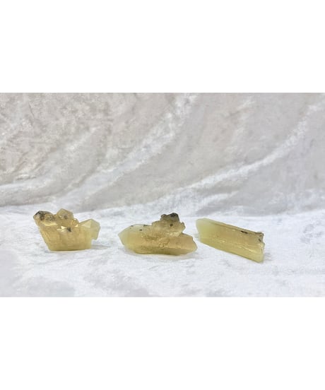 Set of 3 Crystals／ペールゴールド／フラワー&ハーブアソートの香り／ WAXBAR®