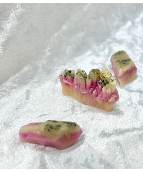 Set of 3 Crystals／ピンクグラデーション／フラワー&ハーブアソートの香り／ WAXBAR®