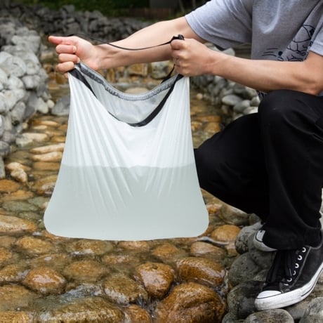 FAIRWEATHER  packable sacoche（ホワイト）フェアウェザー パッカブルサコッシュ