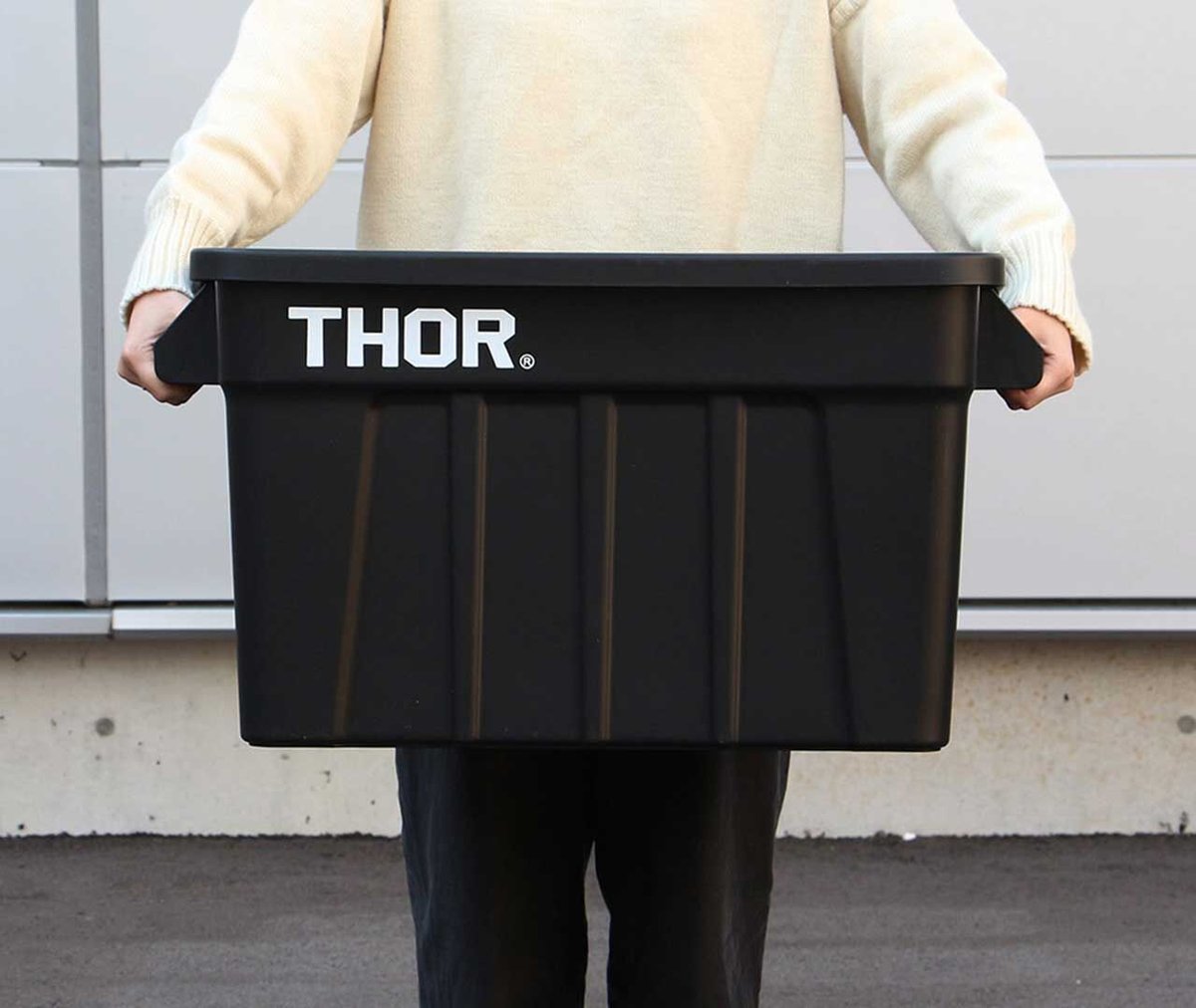 THOR Large Totes With Lid 75L Black 収納ボックス | ou