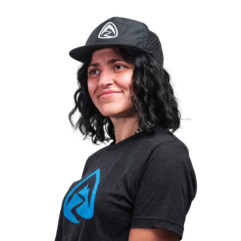 Zpacks black キャップ zpacks Zpacks Foldable Trail Hat | 軽量54g 折りたためる通気性抜群の