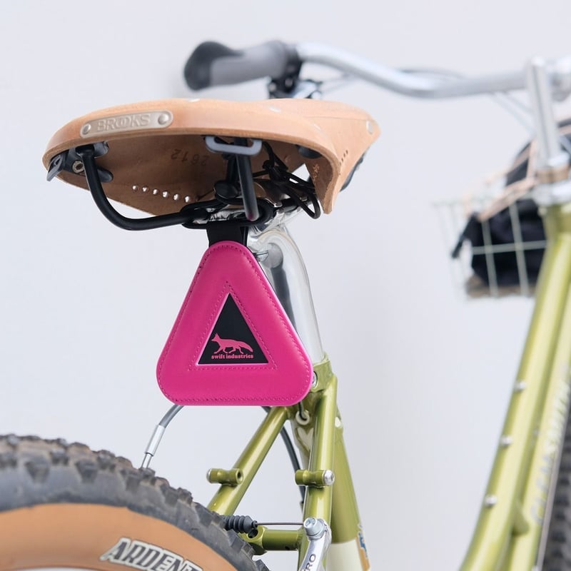 スイフトインダストリーズ ステムバッグ リフレクター BLUE LUG×SWIFT INDUSTRIES triangle reflector |