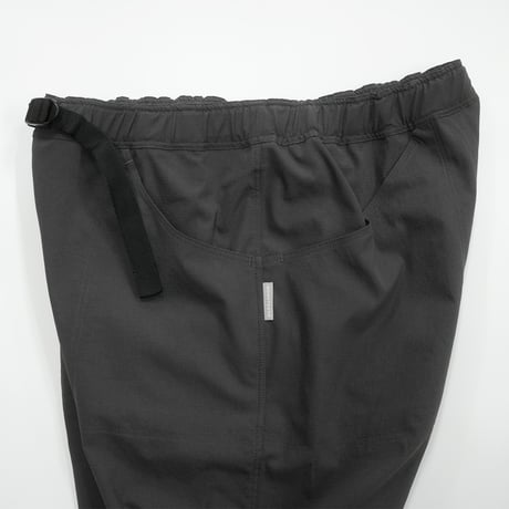 MOUNTDOOR｜マウントドア YM Ankle Pants（チャコールグレー）