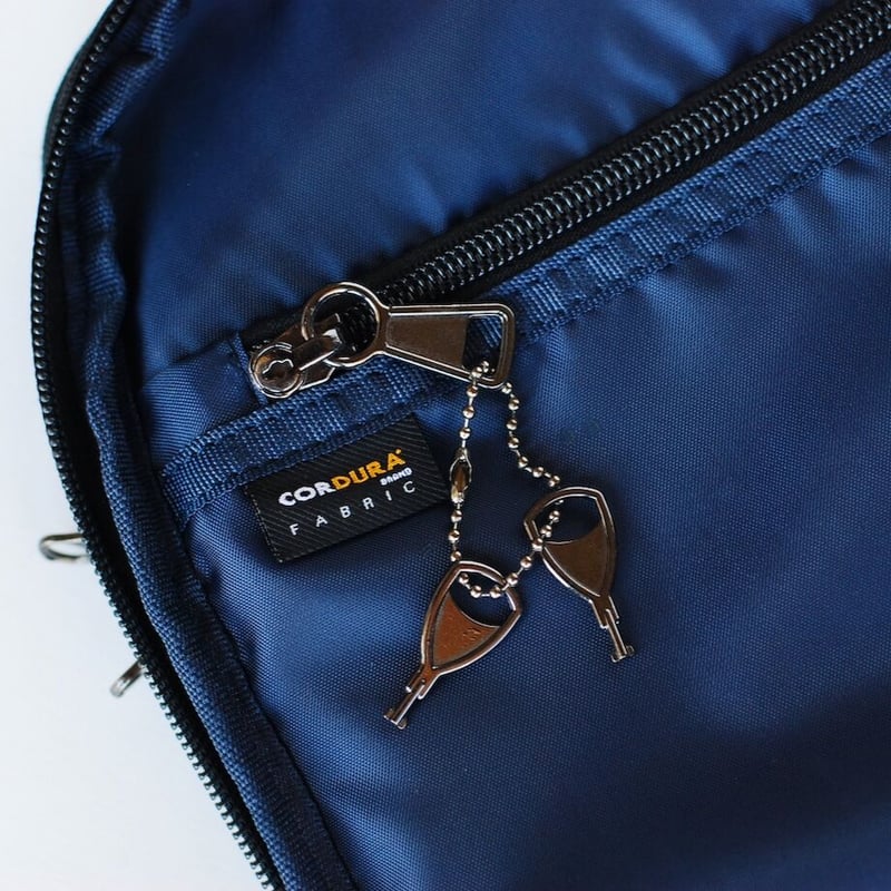 ビジカジリュック/ Business Backpack -NAVY | honto off