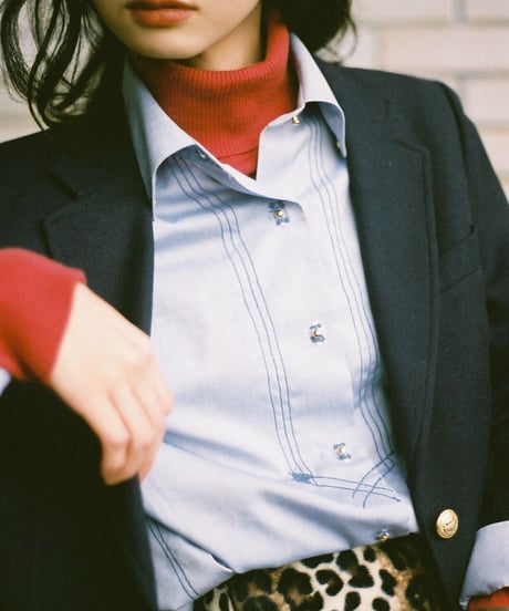 mn.Refaire -  blue shirt