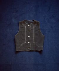 mn.Refaire - type-arc vest
