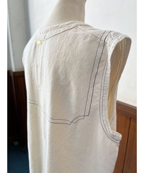 mn.Refaire - hospital vest #3