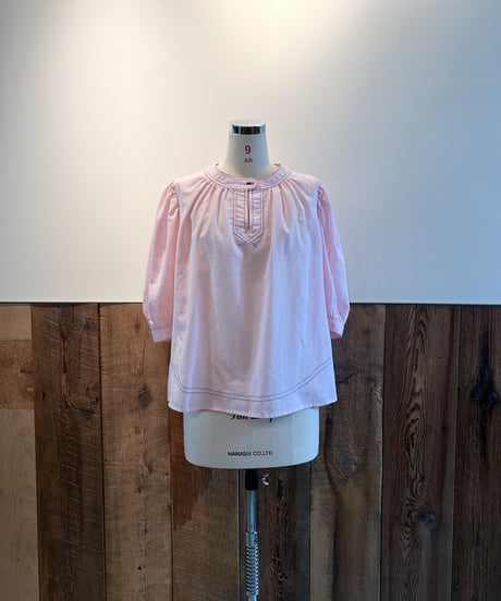 mn. Refaire - healer's blouse