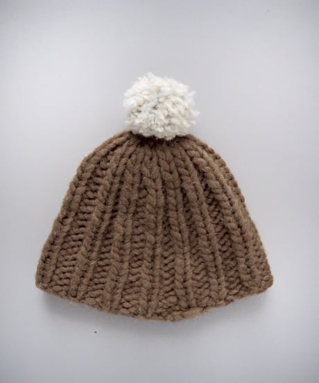 Plump Pompom シフォン（color フォックスブラウン）　セミオーダーのニット帽　シニアサイズ