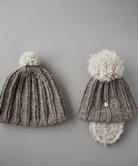 Plump Pompom シフォン（color オフホワイト）　セミオーダーのニット帽　シニアサイズ