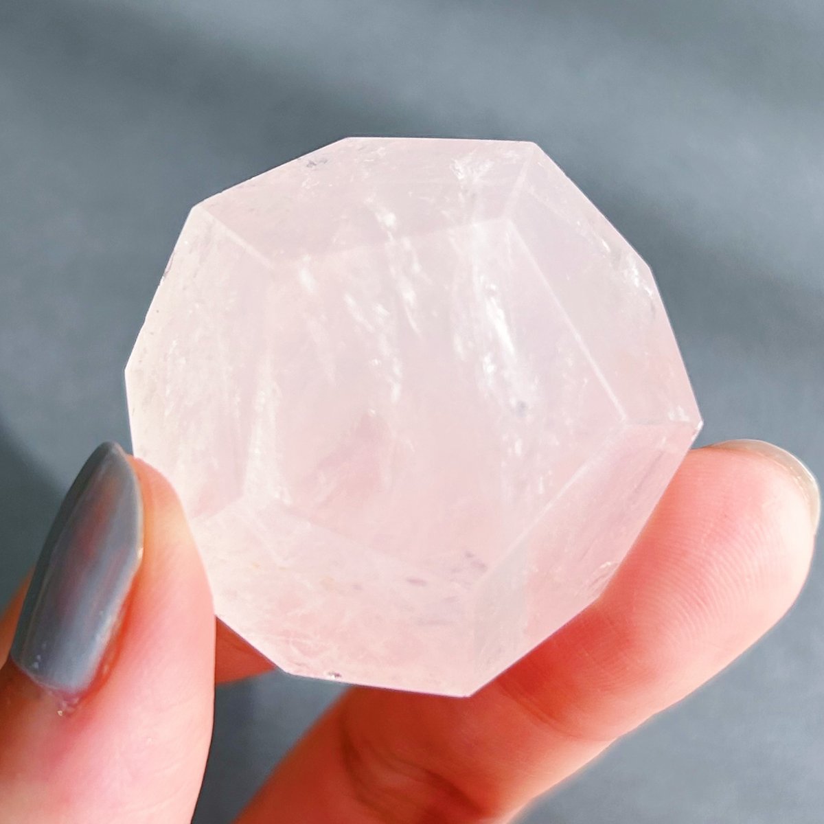 虹入り】ローズクォーツ 正12面体(B) | NEROLI CRYSTAL
