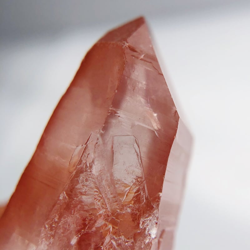 ディープピンクレムリアンシード(C) | NEROLI CRYSTAL