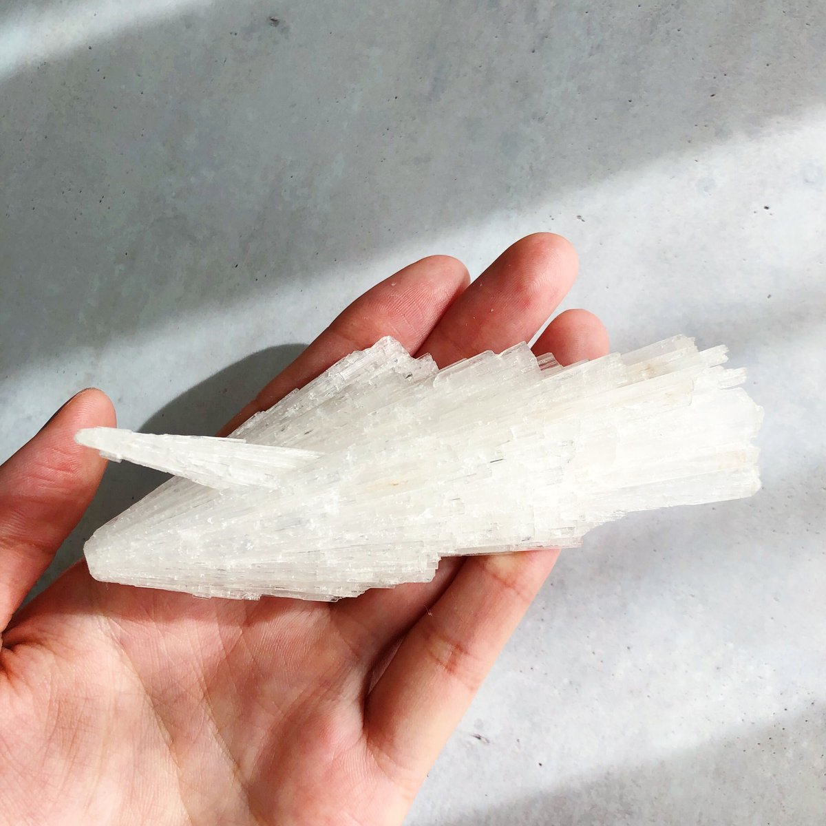 スコレサイト原石 | NEROLI CRYSTAL