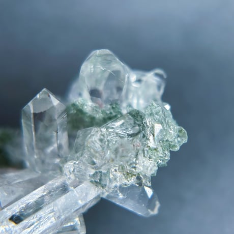 マニハール産 ヒマラヤクォーツ ミニクラスター