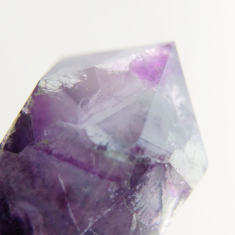 虹入り】レインボーフローライト 六角ミニタワー(A) | NEROLI CRYSTAL