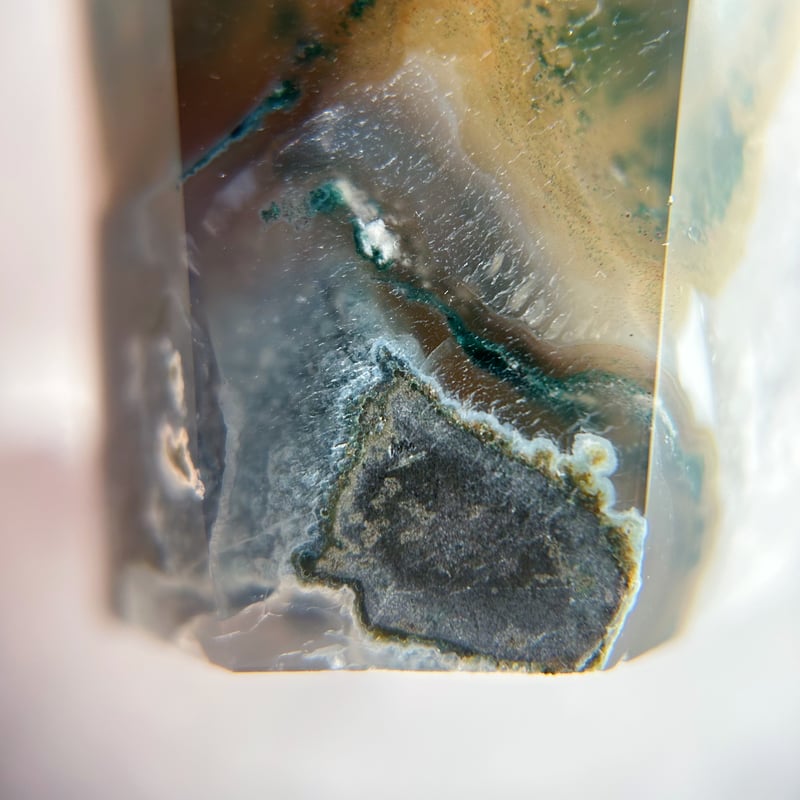 虹入り】アメシスト&アゲート ジオードタワー(A) | NEROLI CRYSTAL