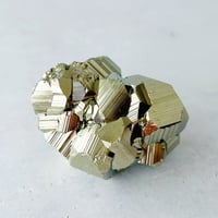 スモーキーアイリスクォーツ スフィア(B) | NEROLI CRYSTAL