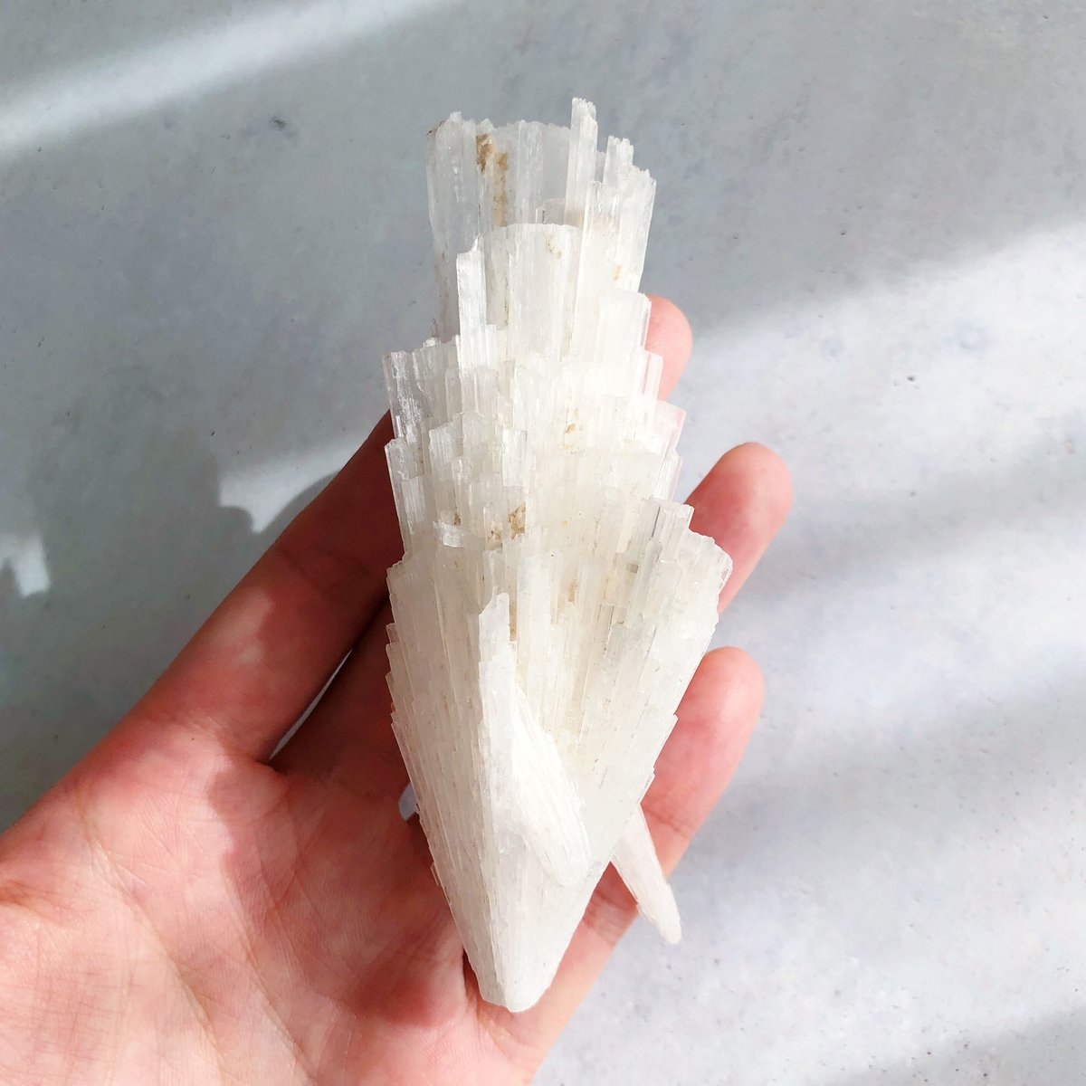 スコレサイト原石 | NEROLI CRYSTAL