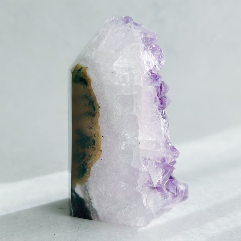 虹入り】アメシスト&アゲート ジオードタワー(A) | NEROLI CRYSTAL