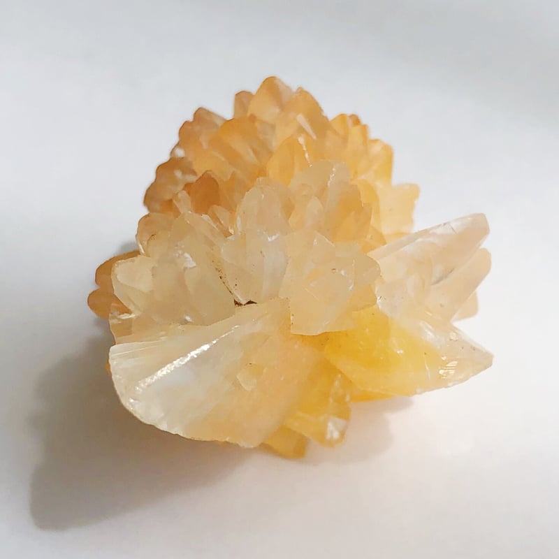 カルサイトクラスター | NEROLI CRYSTAL