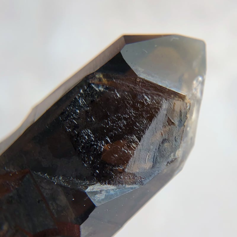 モリオン虹入りスーパーファントム、激レア、極上品モリオン原石　観賞石 虹入り】モリオン(C) | NEROLI CRYSTAL