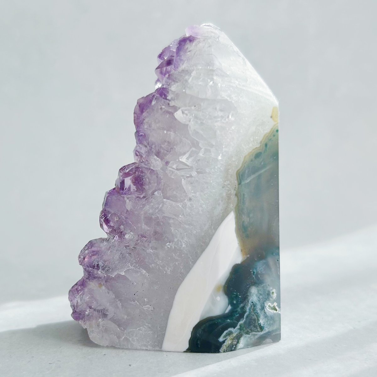 虹入り】アメシスト&アゲート ジオードタワー(A) | NEROLI CRYSTAL
