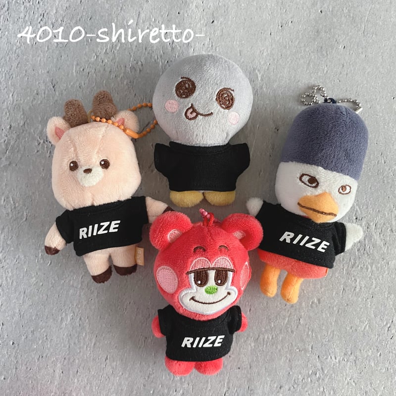 ウルトラSサイズ マスコット用 黒Tシャツ【ぬい服・ぬいぐるみ用】キー