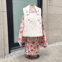 オフシーズン【1月～8月の3泊4日レンタル】3歳着物・被布フルセット＜モダン椿・赤＞