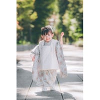 七五三向け【9月～12月の3泊4日レンタル】3歳女の子着物・被布フルセット＜ひなげしとアネモネ＞ブルー系