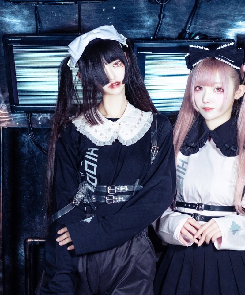 完売品 新品タグ付 リフレクティブロゴウインドクルーネック プルオーバー 黒 Ｌ ブランドロゴリフレクターロンT | HIDOLATRAL THEODOL