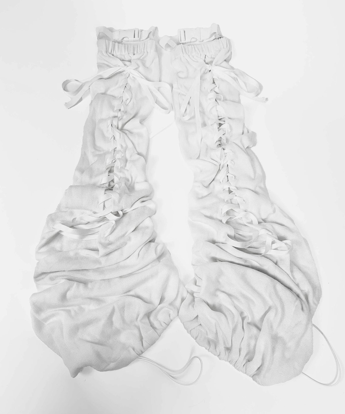 ニーハイブーツレッグウォーマー》WHITE | HIDOLATRAL THEODOL