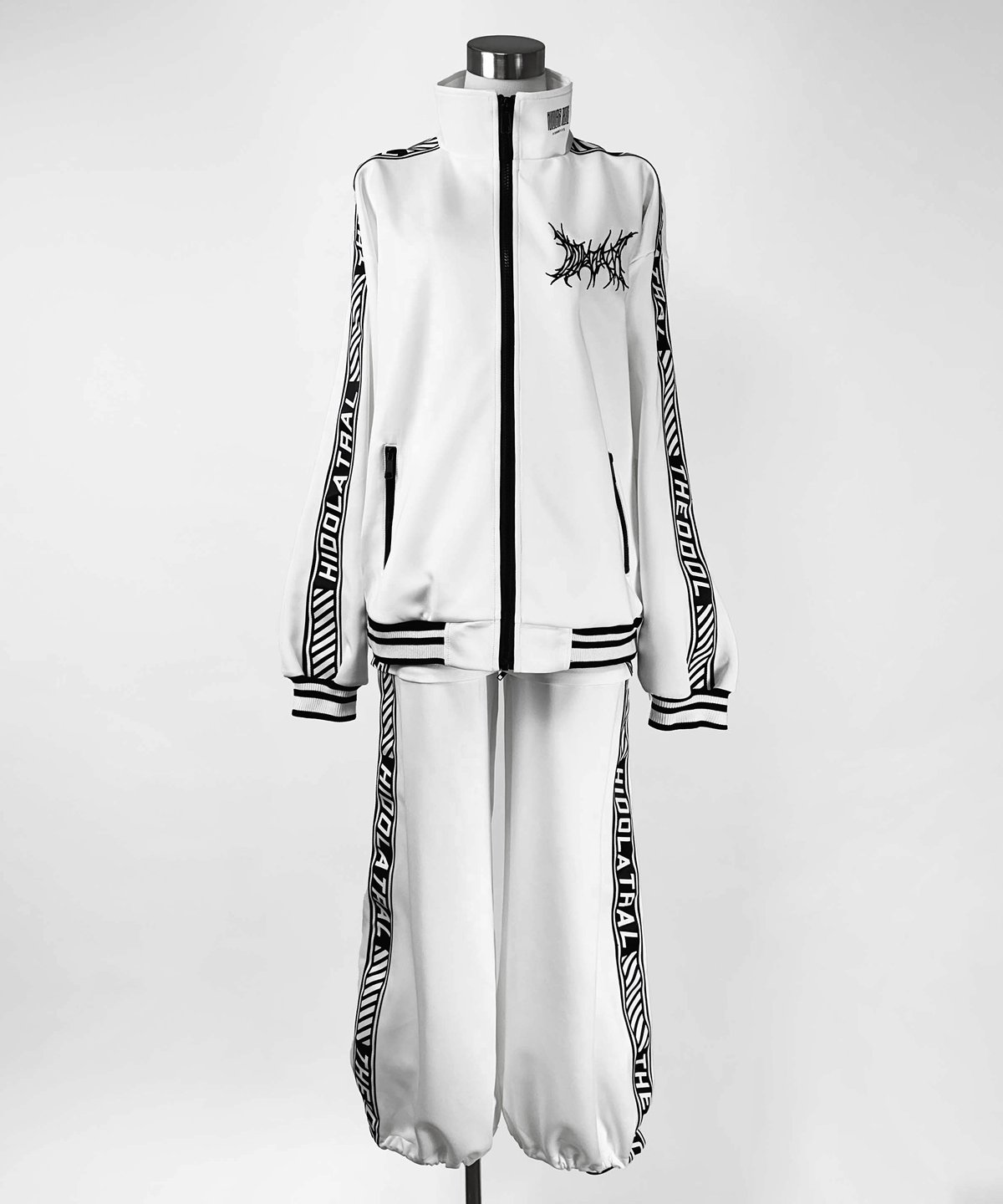 HIDOLATRAL THEODOL ブランドロゴベレー帽 White ブランドロゴベレー帽》WHITE | HIDOLATRAL THEODOL