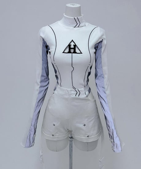 《胸開きサイバーニット》WHITE