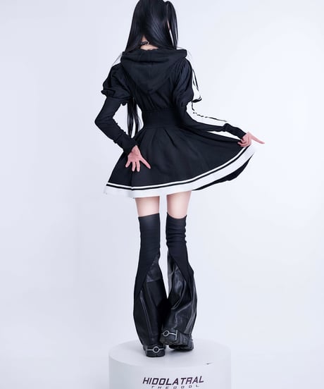 《ジャージロリィタパーカーOP》BLACK