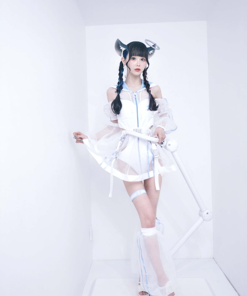 新品　イドラタールテオドール　サイバーパーカーワンピース水着　WHITE　地雷系 新品 イドラタールテオドール サイバーパーカーワンピース水着