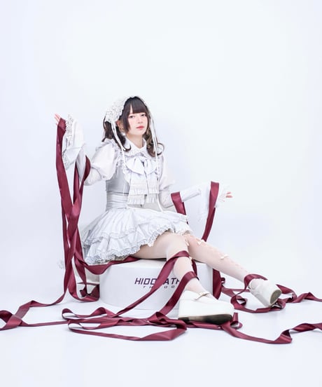 《ヨーク襟パフスリーブブラウス》WHITE