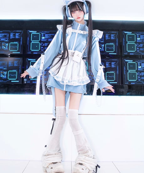 《サイバーメイドエプロン》WHITE×SAX