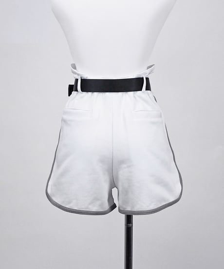 《スポーツホットパンツ》WHITE
