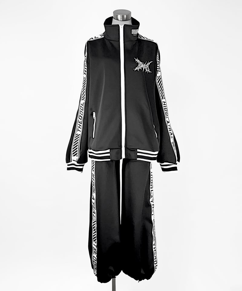 【d.i.a.】メタリックゴールドロゴ 2WAYジャージ ブラック ブランドロゴジャージ2wayパンツ》BLACK | HIDOLATRAL THEODOL