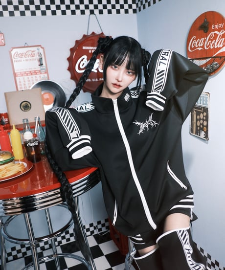《ブランドロゴジャージトップス》BLACK