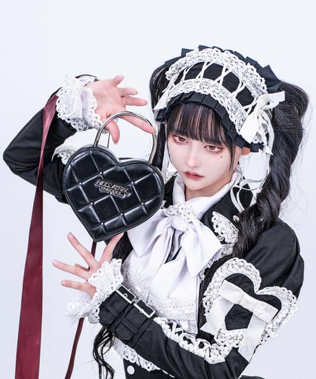 《ハート南京錠バッグ》BLACK
