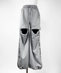 イドラタールテオドール リボンニーハイレッグウォーマー ホワイト White リボンニーハイレッグウォーマー》WHITE | HIDOLATRAL THEODOL