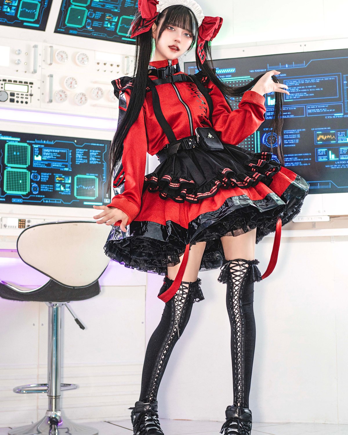 サイバーメイドエプロン》BLACK×RED | HIDOLATRAL THEODOL
