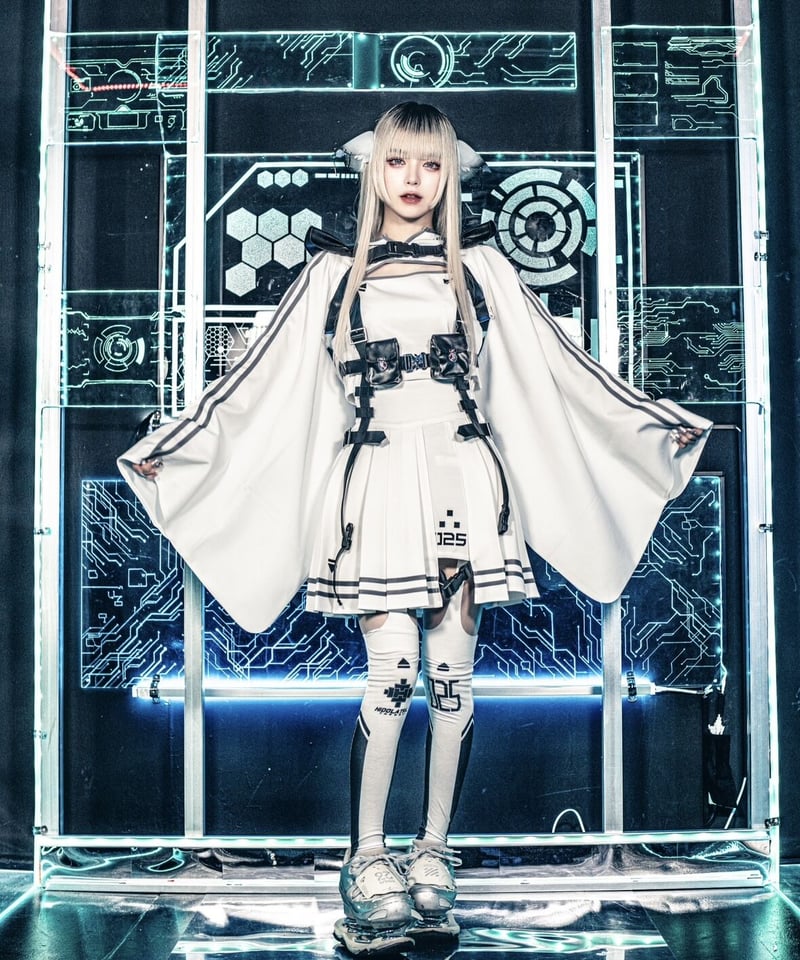 機械少女着物ジャージセットアップ》WHITE | HIDOLATRAL THEODOL 機械少女着物ジャージセットアップ》WHITE | HIDOLATRAL THEODOL