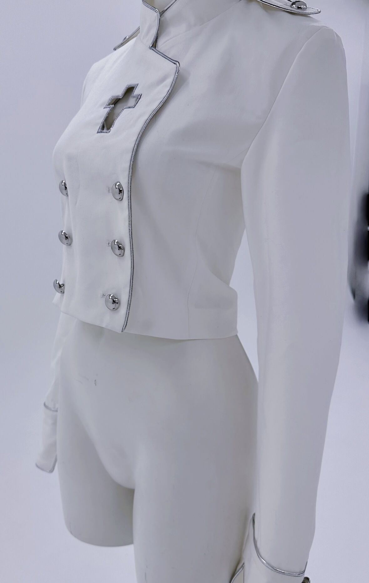 拘束十字架軍服ジャケット》WHITE | HIDOLATRAL THEODOL