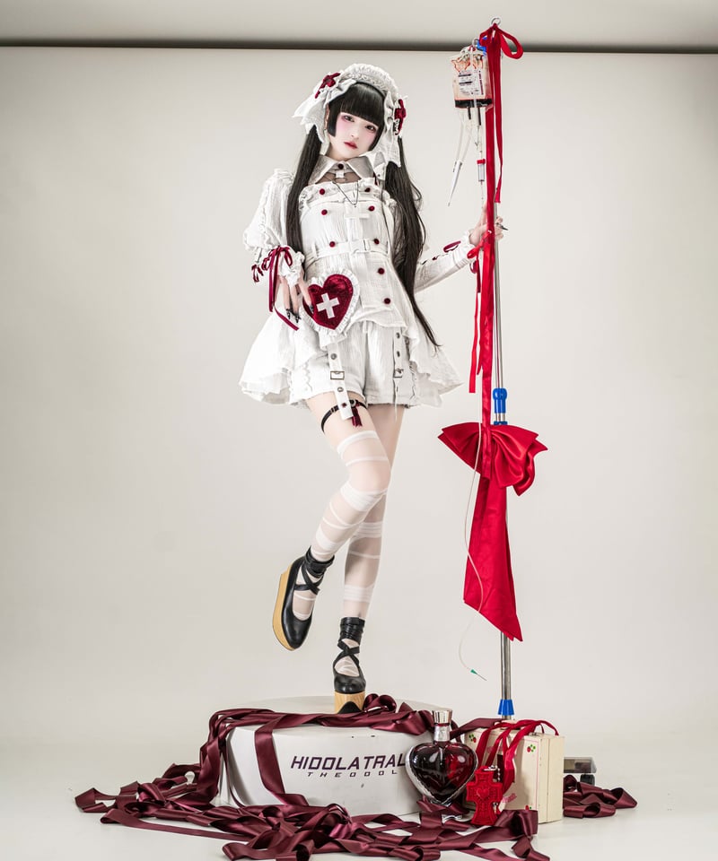 退廃ガーゼナースセットアップ》WHITE | HIDOLATRAL THEODOL