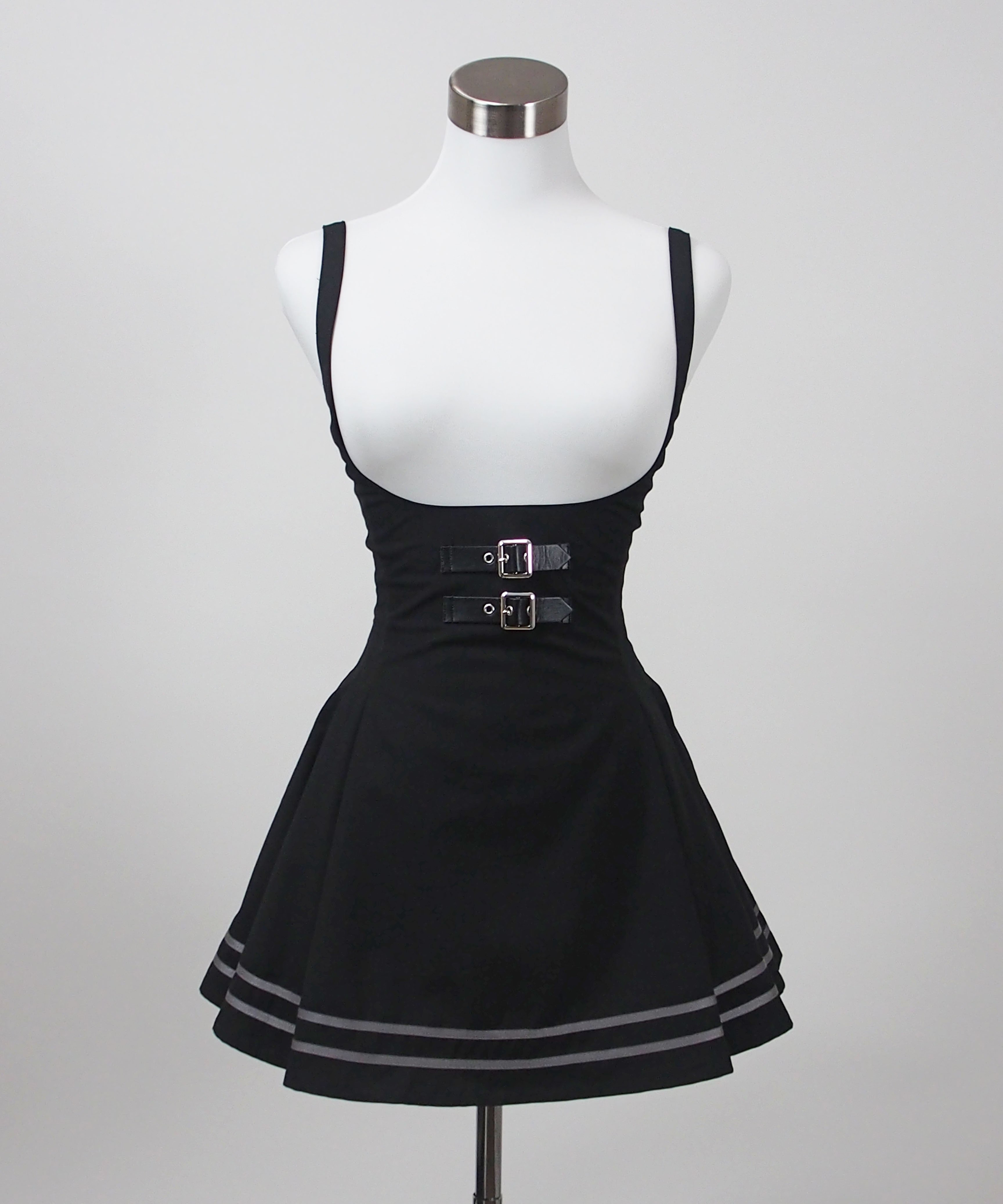 テオドール学園スカート》BLACK❤︎受注販売❤︎ | HIDOLATRAL THEODOL